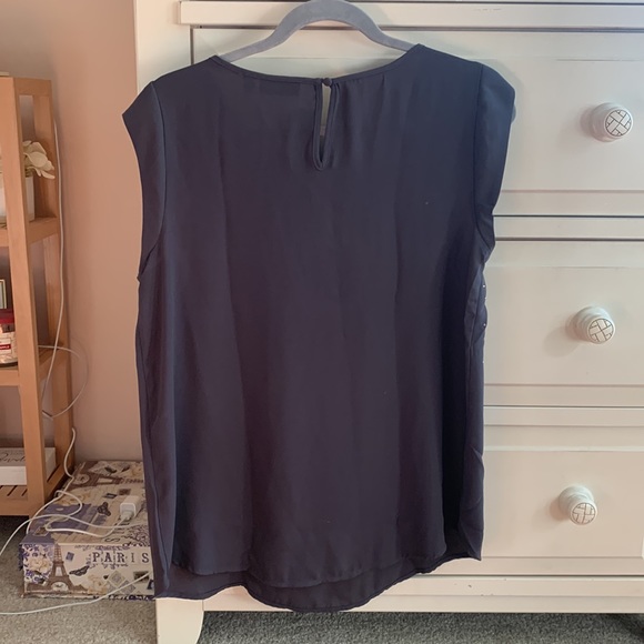 dark gray cap sleeve top - Picture 2 of 5